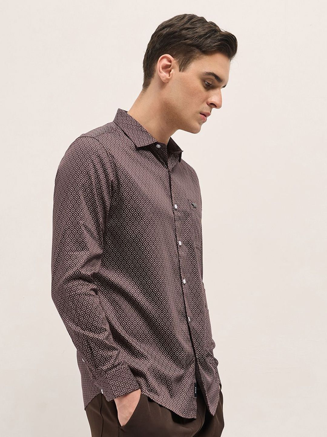 THE BEAR HOUSE Men Spread Collar Geometric Printed Cotton Tailored Fit Formal Shirt