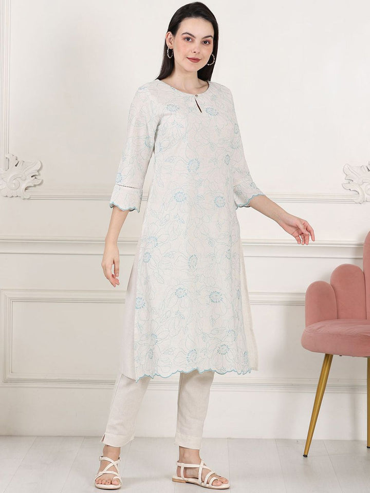 W Women Thread Work Kurta