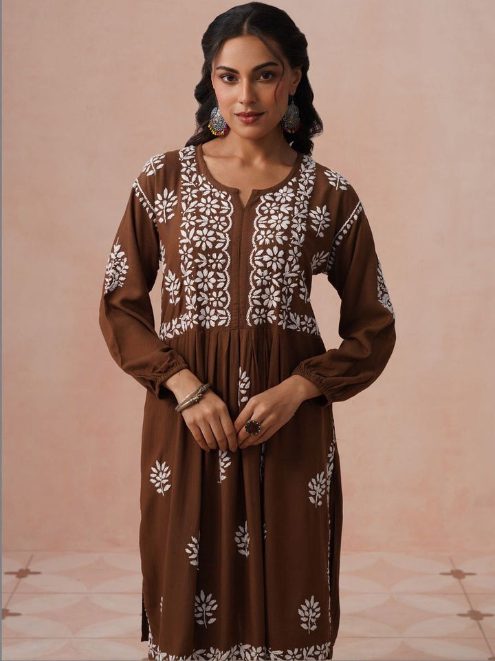 Rumah Chikankari Kurta Chikankari Biasa Wanita dengan Seluar