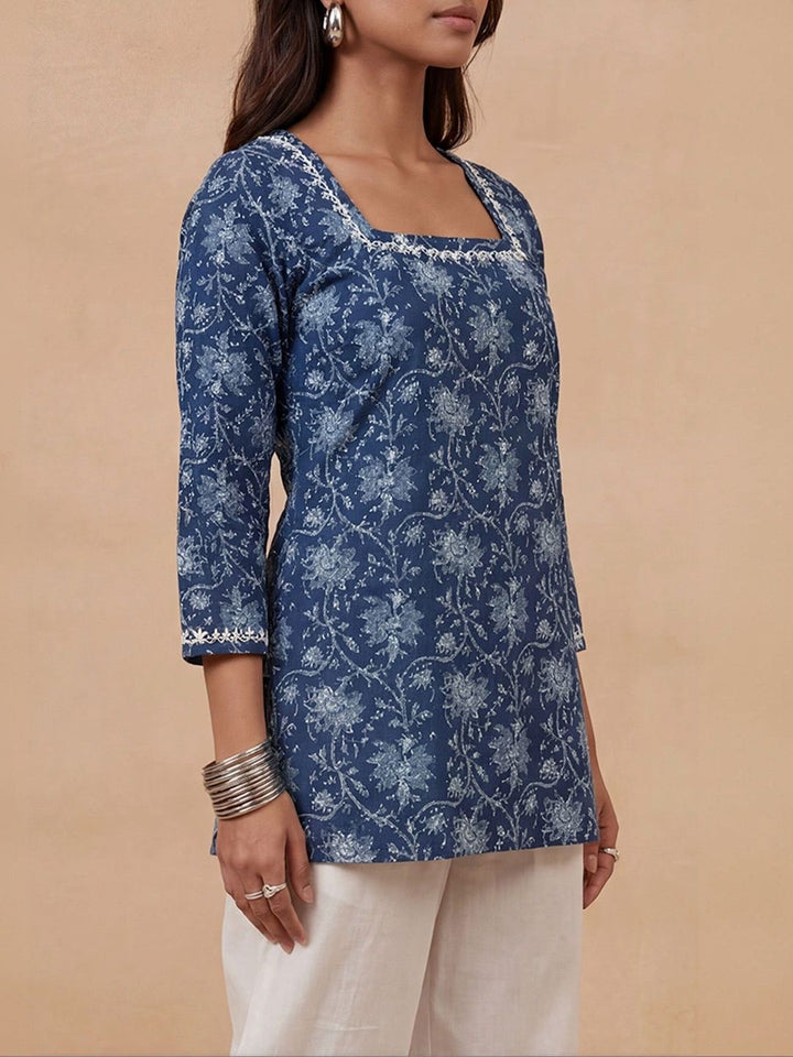 Rumah Chikankari Wanita Floral Printed Chikankari Indie Florals Kurta