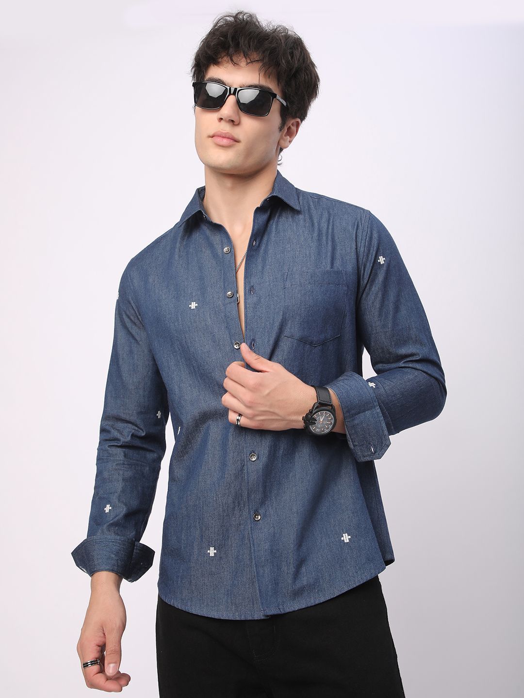 VASTRADO Men Classic Spread Collar Solid Cotton Slim Fit Casual Shirt