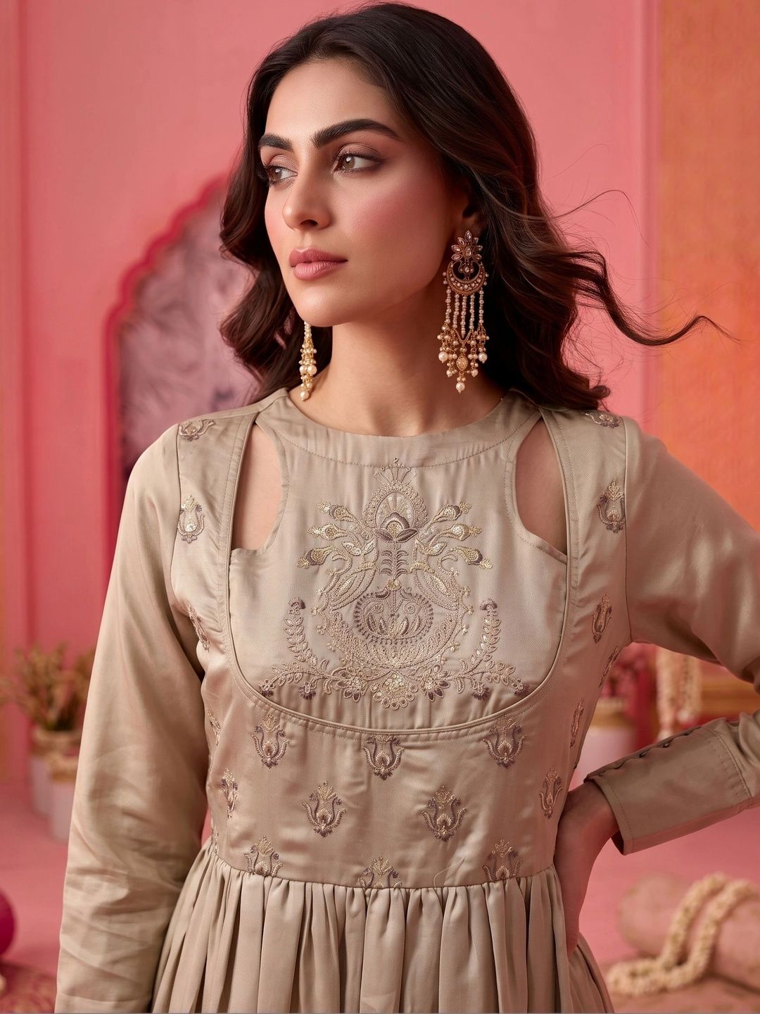Mamicha Women Ethnic Motifs Embroidered Thread Work Anarkali Kurta