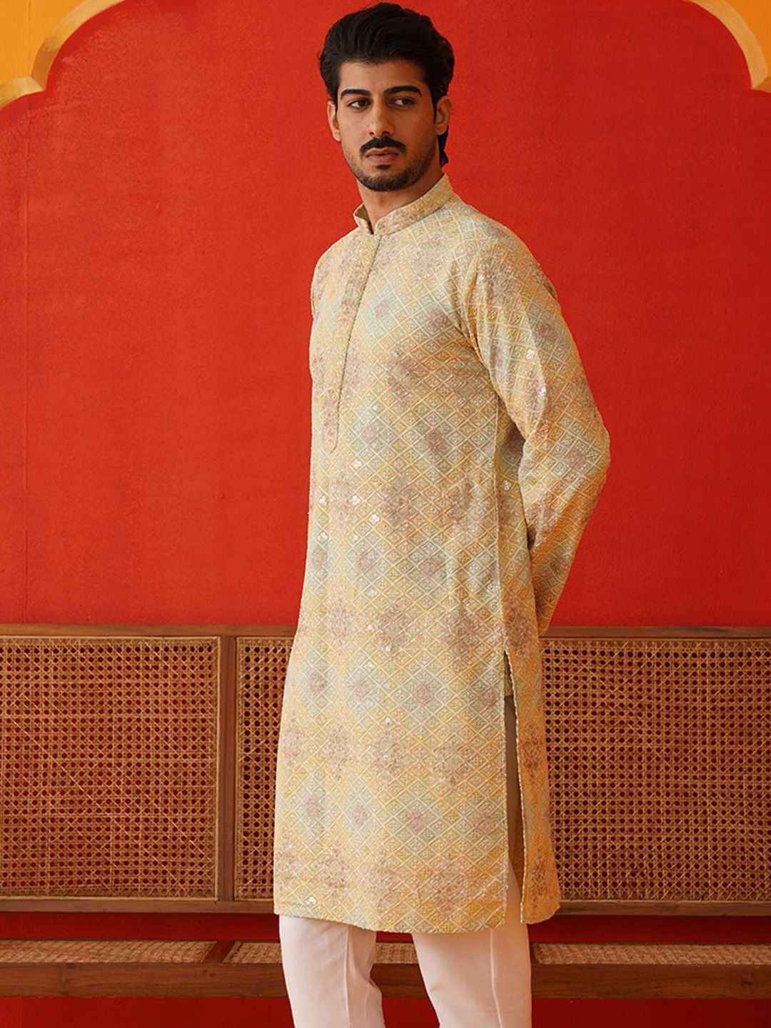 Jompers Men Geometric Embroidered Sequinned Kurta