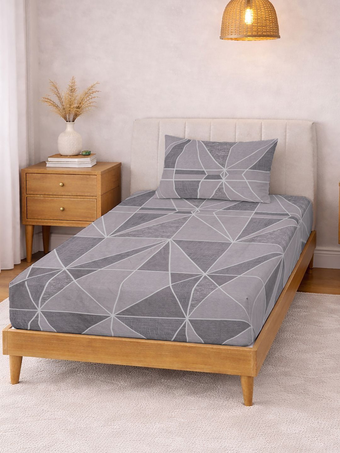 KLOTTHE Purple & Grey Geometric 300 TC Single Bedsheet with 1 Pillow Covers