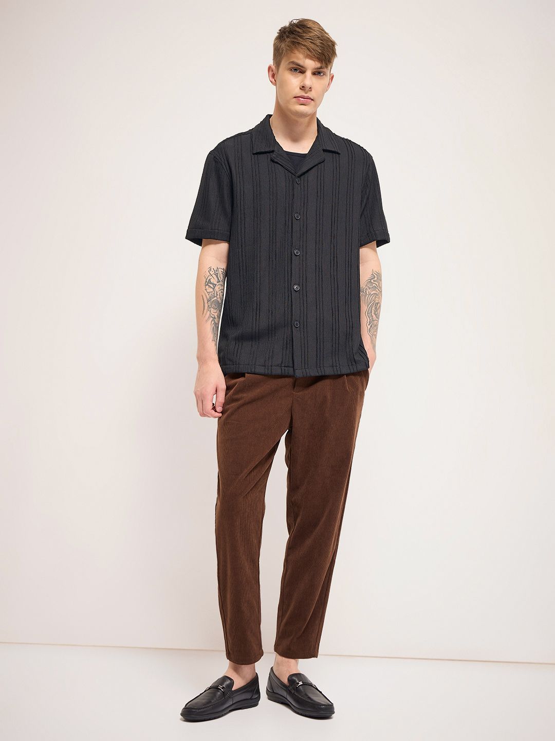 THE BEAR HOUSE Men Cuban Collar Vertical Striped Casual Shirt