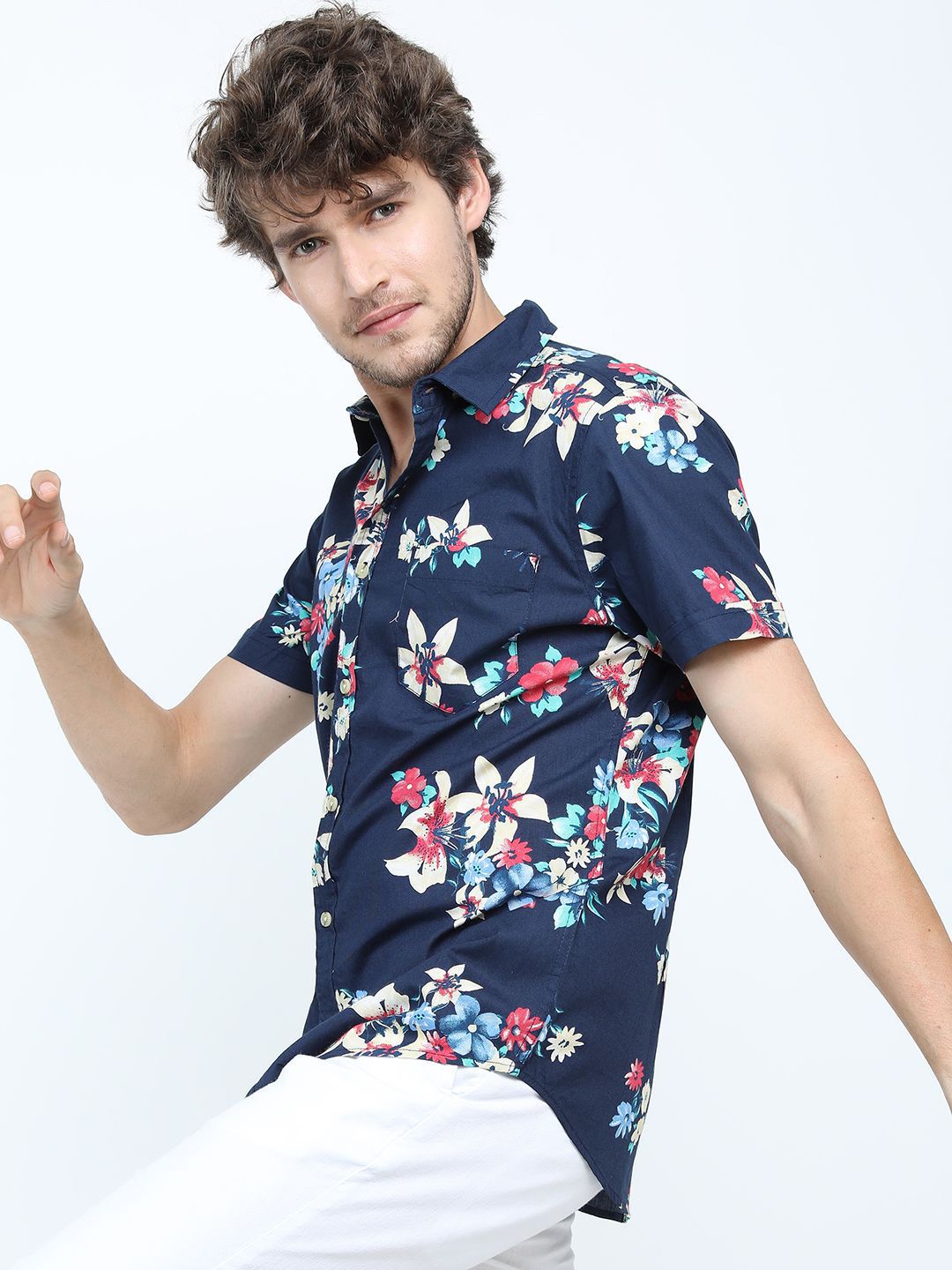 LOCOMOTIVE Men Premiums Printed Casual Slim Fit Shirt