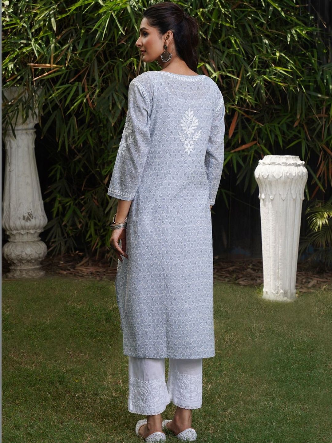 Rumah Wanita Chikankari Motif Etnik Bersulam Chikankari Cetakan Indie Kurta