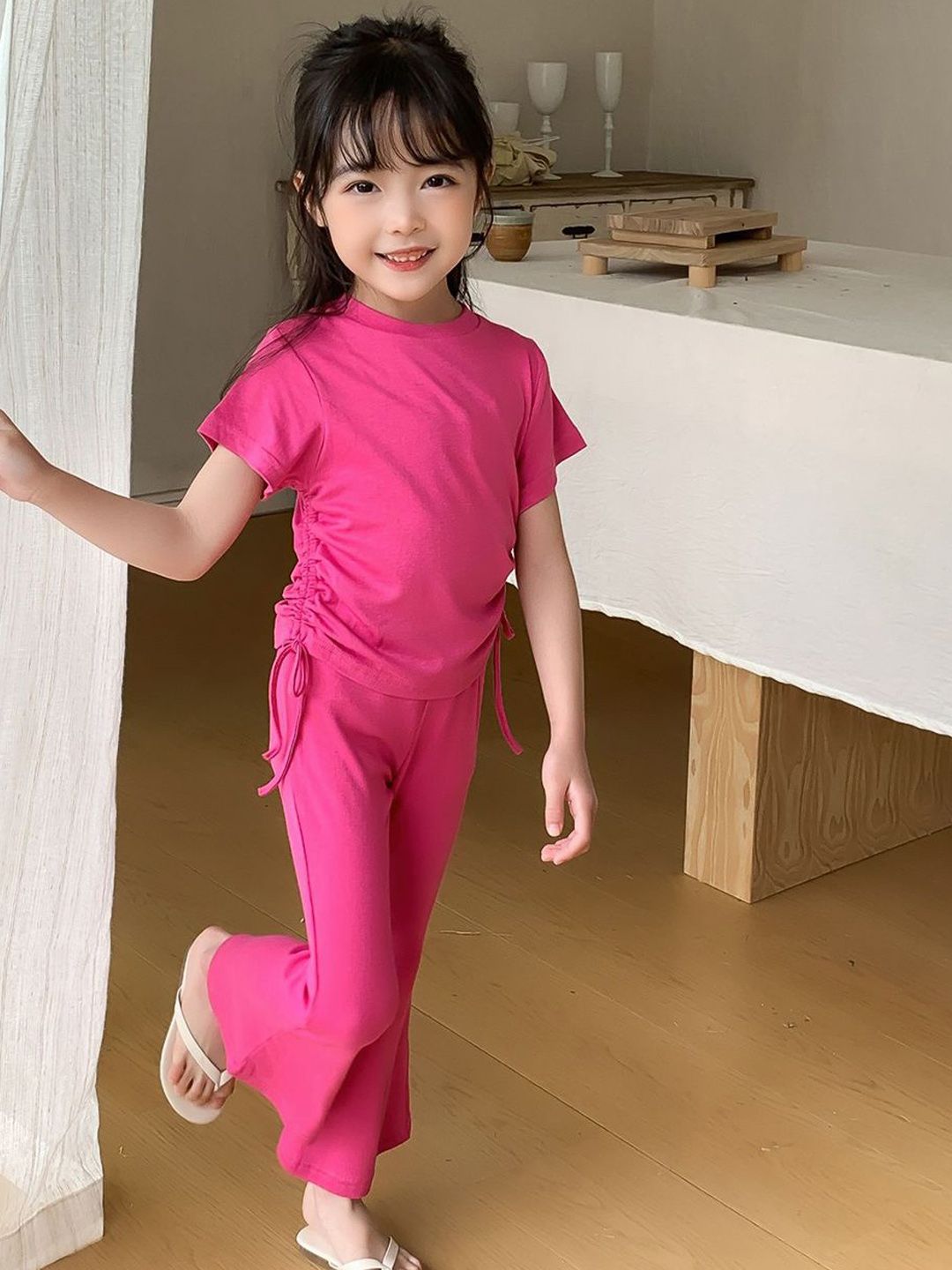 YK Girls Short Sleeve T-Shirt & Trousers Clothing Set