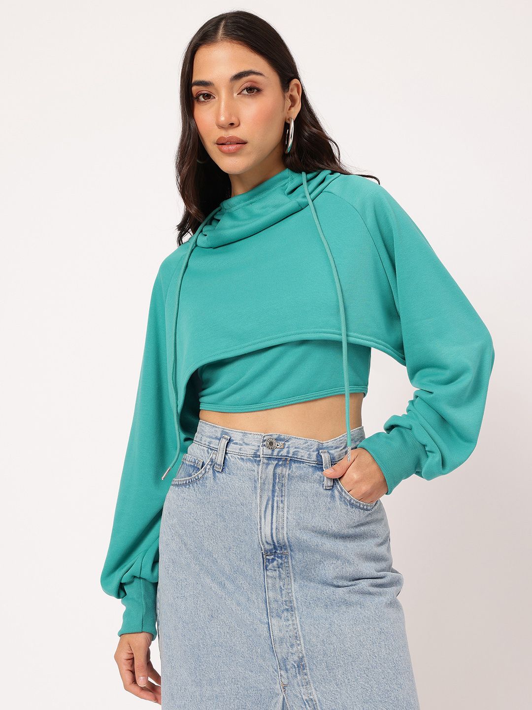 DressBerry Sporty & Stylish Raglan Hooded Layered Crop Top