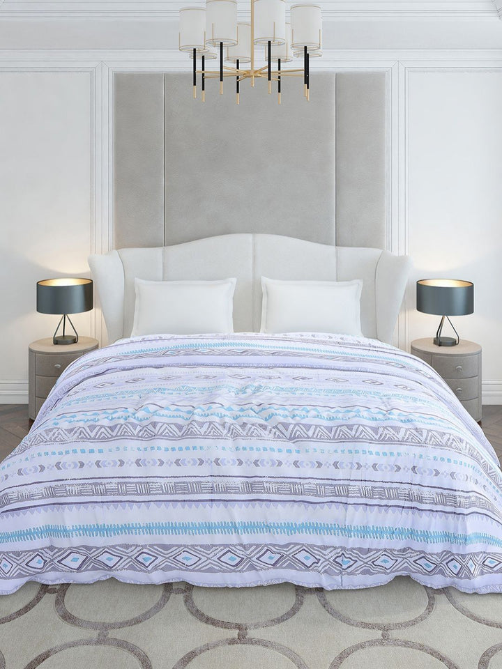 Monte Carlo Blue & White Geometric Mild Winter 210 GSM Double Bed Duvet