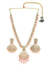 KARATCART Gold-Plated Pink & White Kundan Studded & Beaded Handcrafted Jewellery Set
