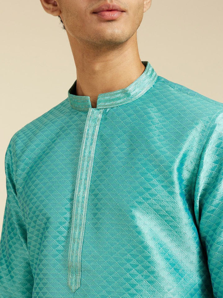 Diwas by Manyavar Embroidered Mandarin Collar Thread Work Straight Kurta