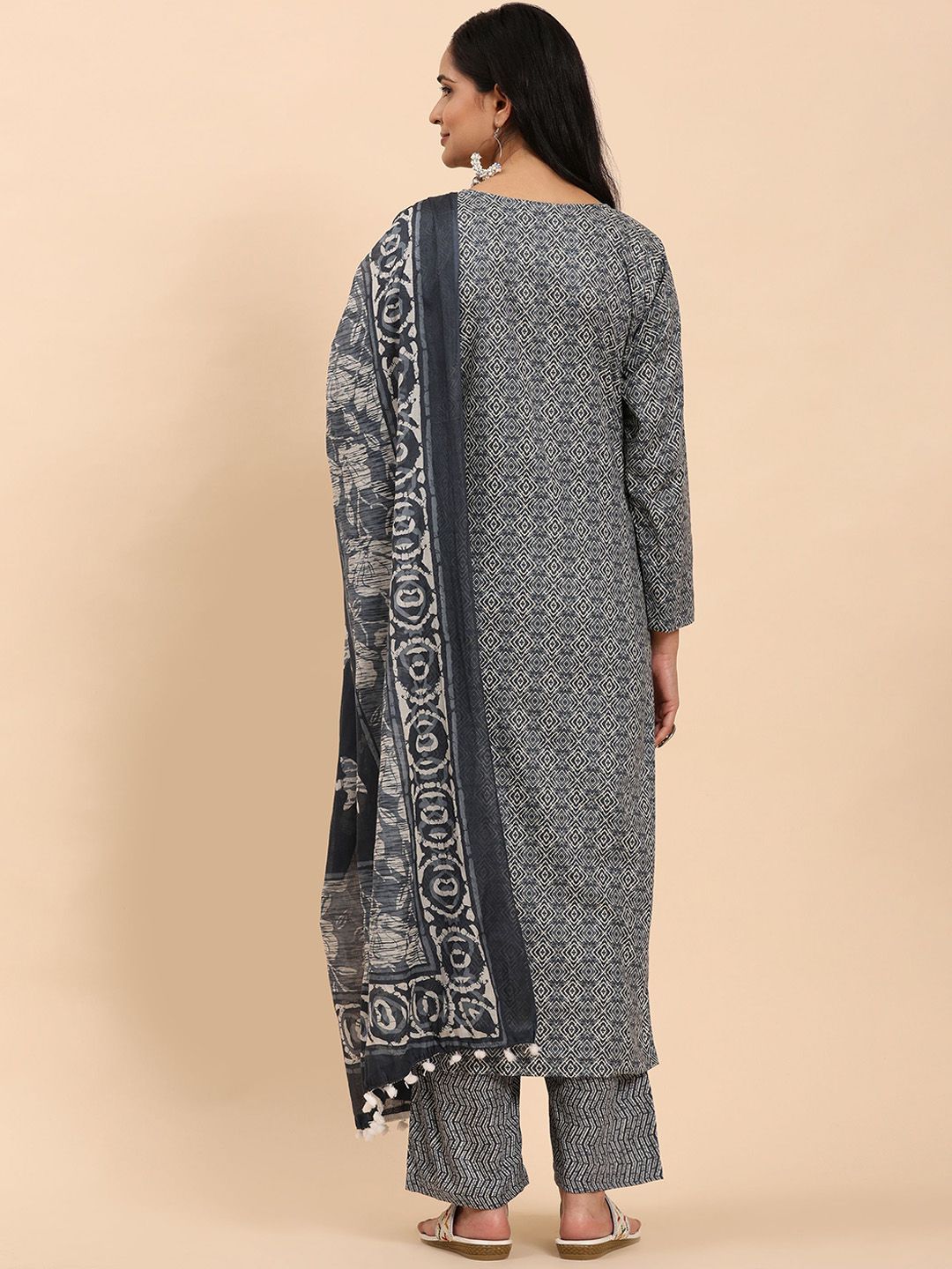 Mamicha Women Floral Printed Regular Pure Cotton Kurta with Palazzos & With Dupatta