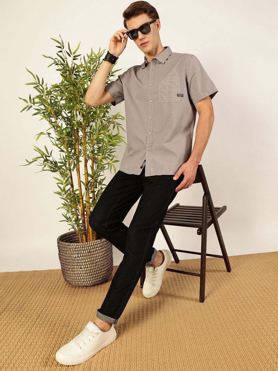 Thomas Scott Men Premium Cutaway Collar Solid Pure Cotton Slim Fit Casual Shirt