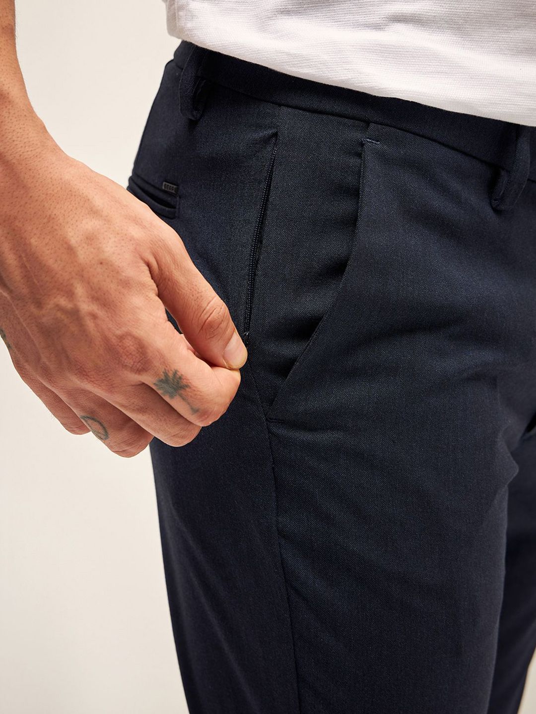 THE BEAR HOUSE Men Slim Fit Chinos Trousers
