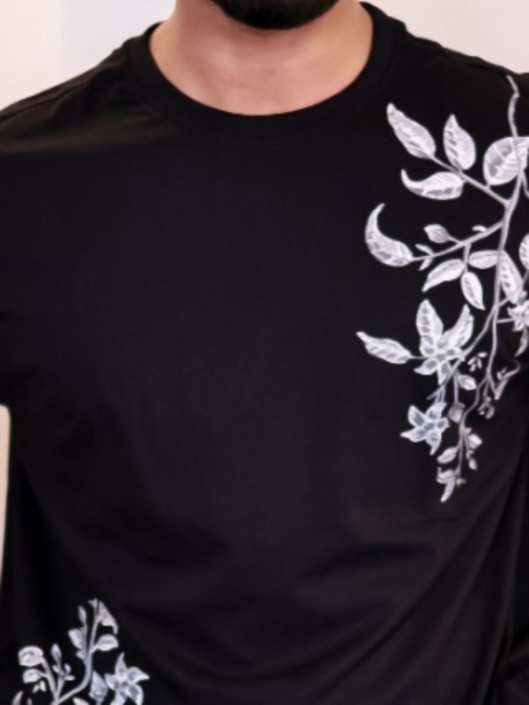 Eszett Men Floral Printed Round Neck Cotton Oversized T-shirt
