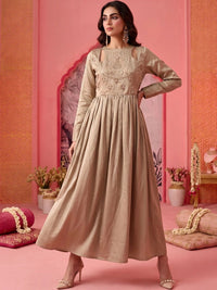 Mamicha Women Ethnic Motifs Embroidered Thread Work Anarkali Kurta