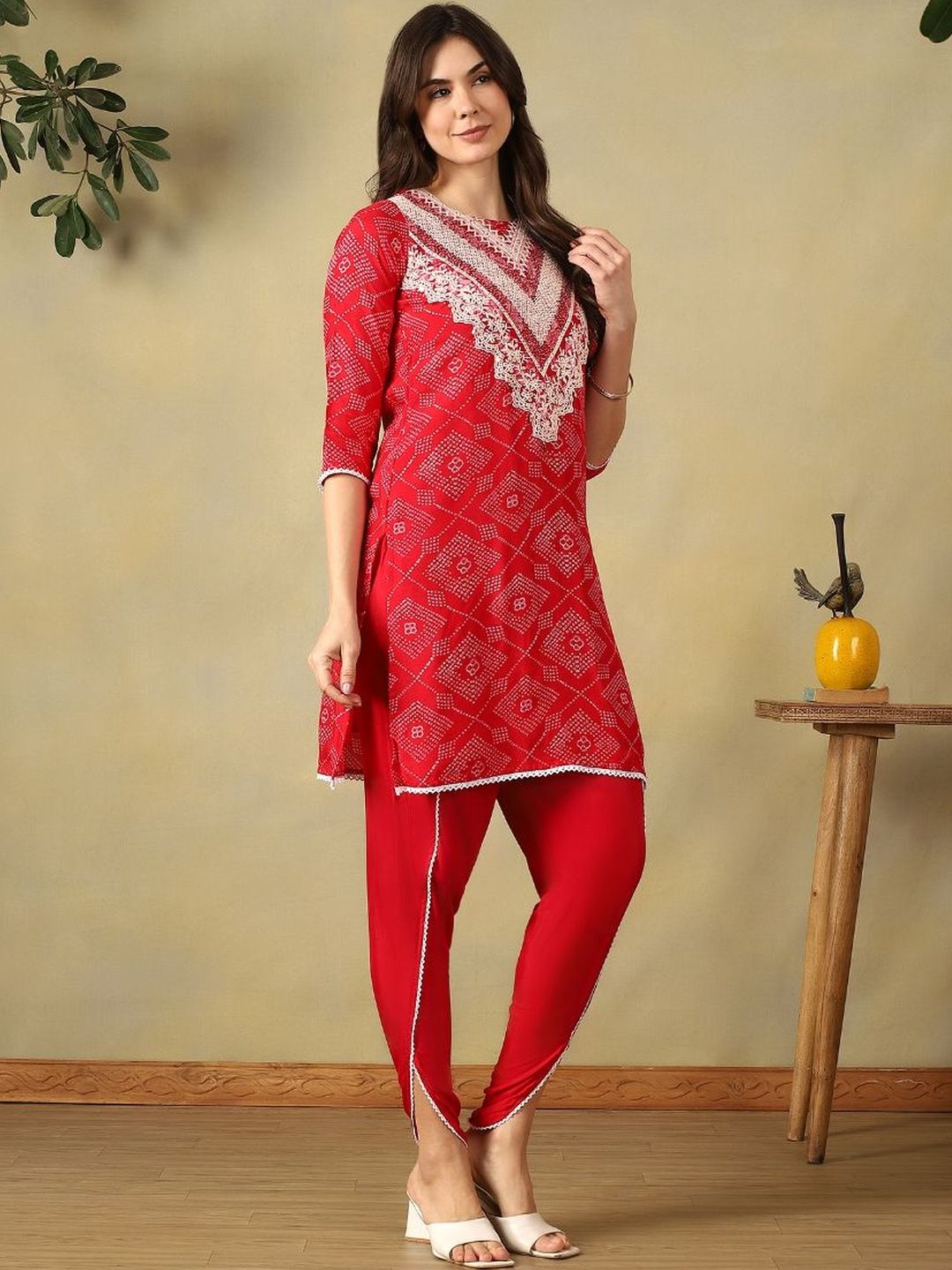 Mamicha Women Ethnic Motifs Printed Regular Thread Work Kurti with Dhoti Pants