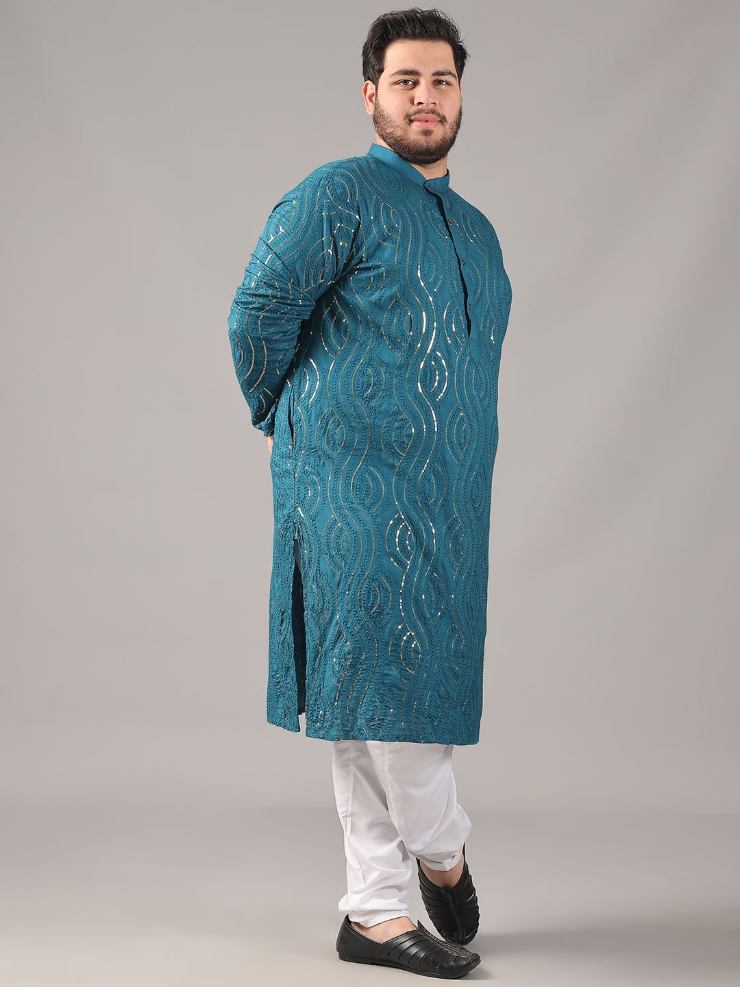 SOJANYA PLUS Plus Size Men Floral Embroidered Pure Cotton Straight Kurta & Pyjamas