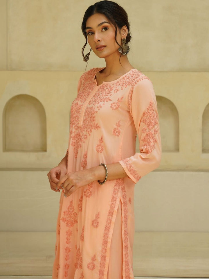 House of Chikankari Women Embroidered Thread Work Kurta
