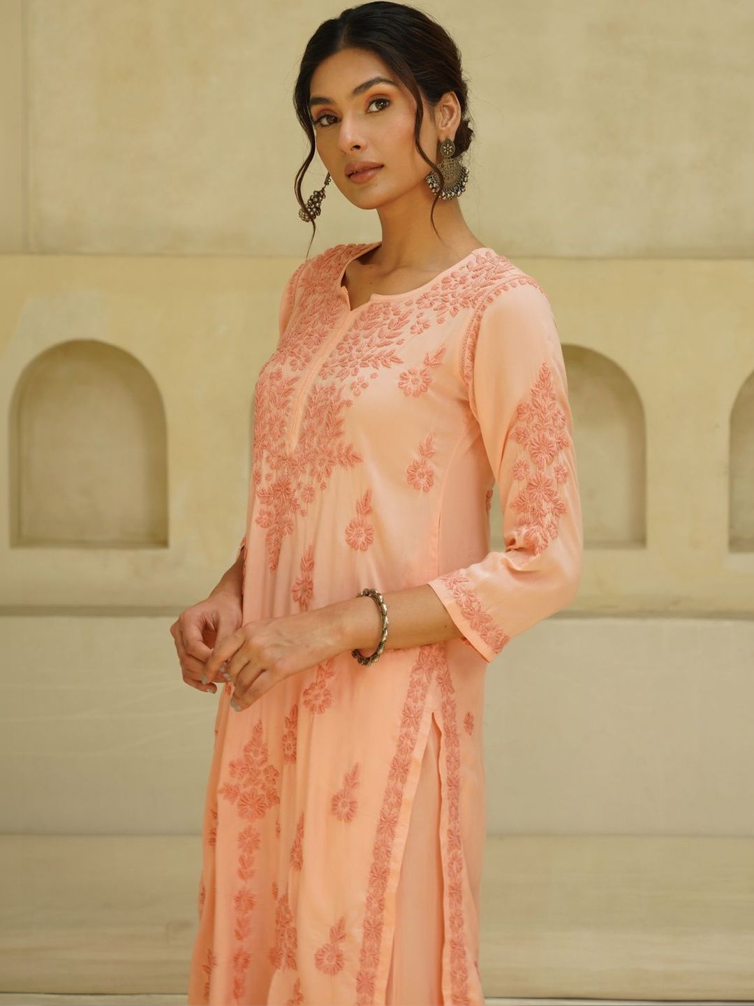 House of Chikankari Women Embroidered Thread Work Kurta