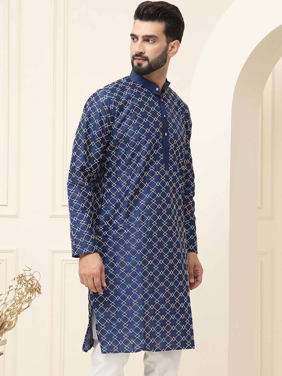 SOJANYA Geometric Embroidered Thread Work Band Collar Straight Kurta