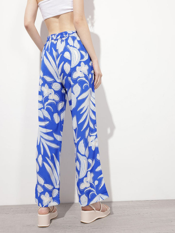 DressBerry Women Embracing The Floral Story Printed Loose Fit Trousers