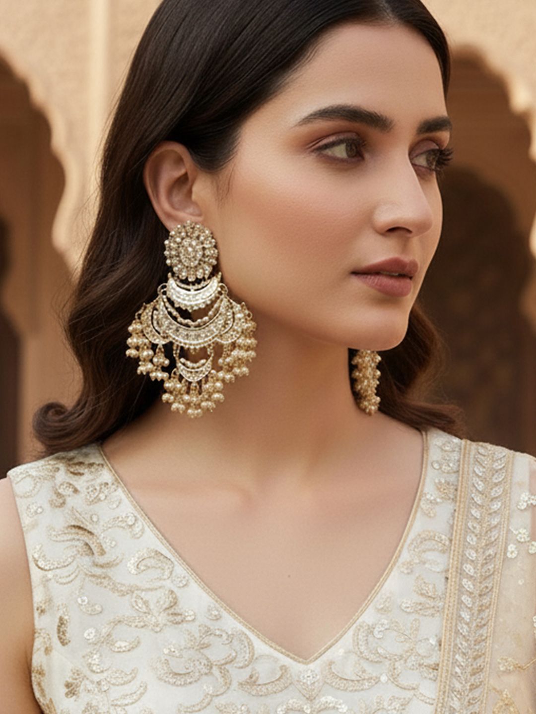 KARATCART Gold-Toned Classic Chandbalis Earrings