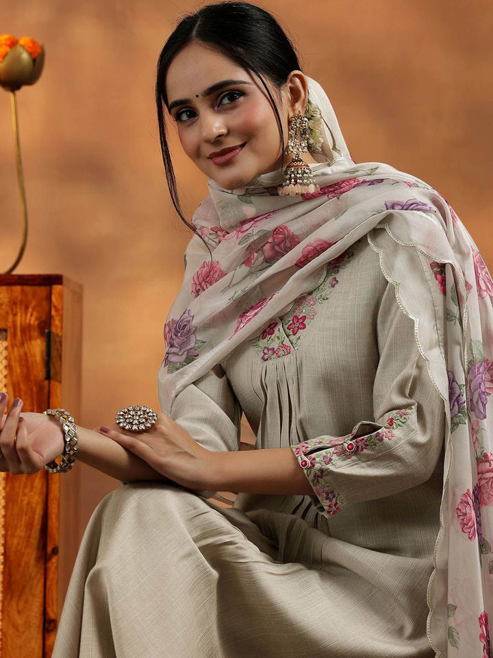 Libas Floral Yoke Design V-Neck Thread Work A-Line Kurta With Trousers And Dupatta