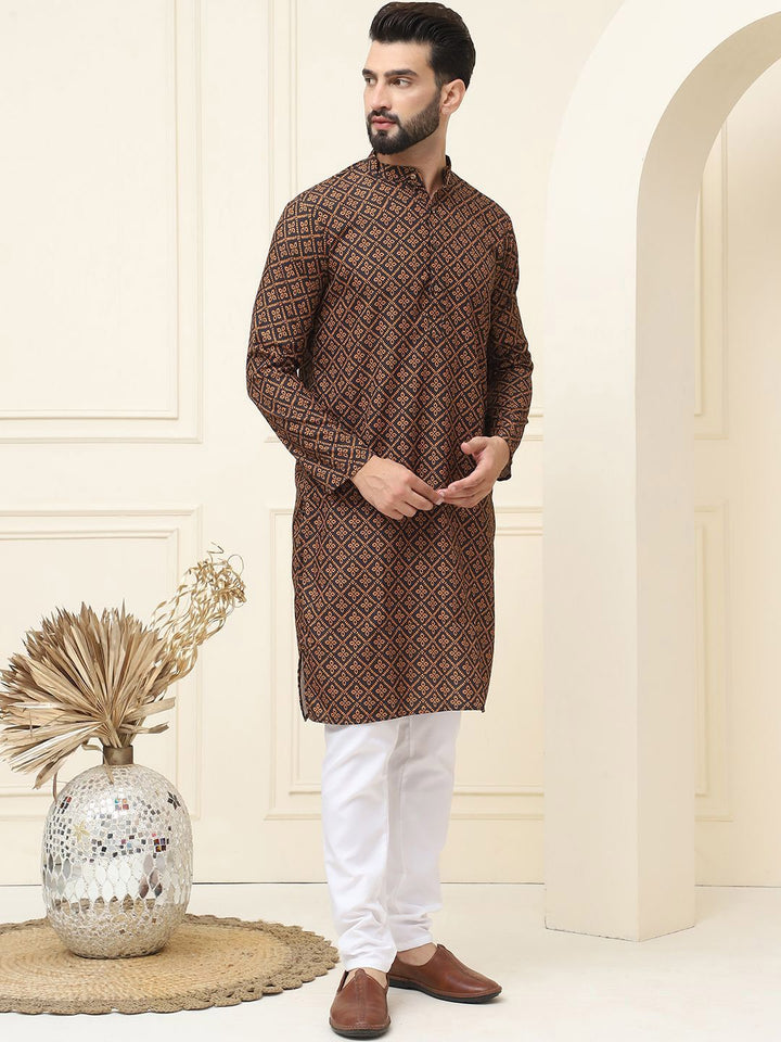 SOJANYA Ethnic Motifs Printed Regular Pure Cotton Kurta With Pyjama