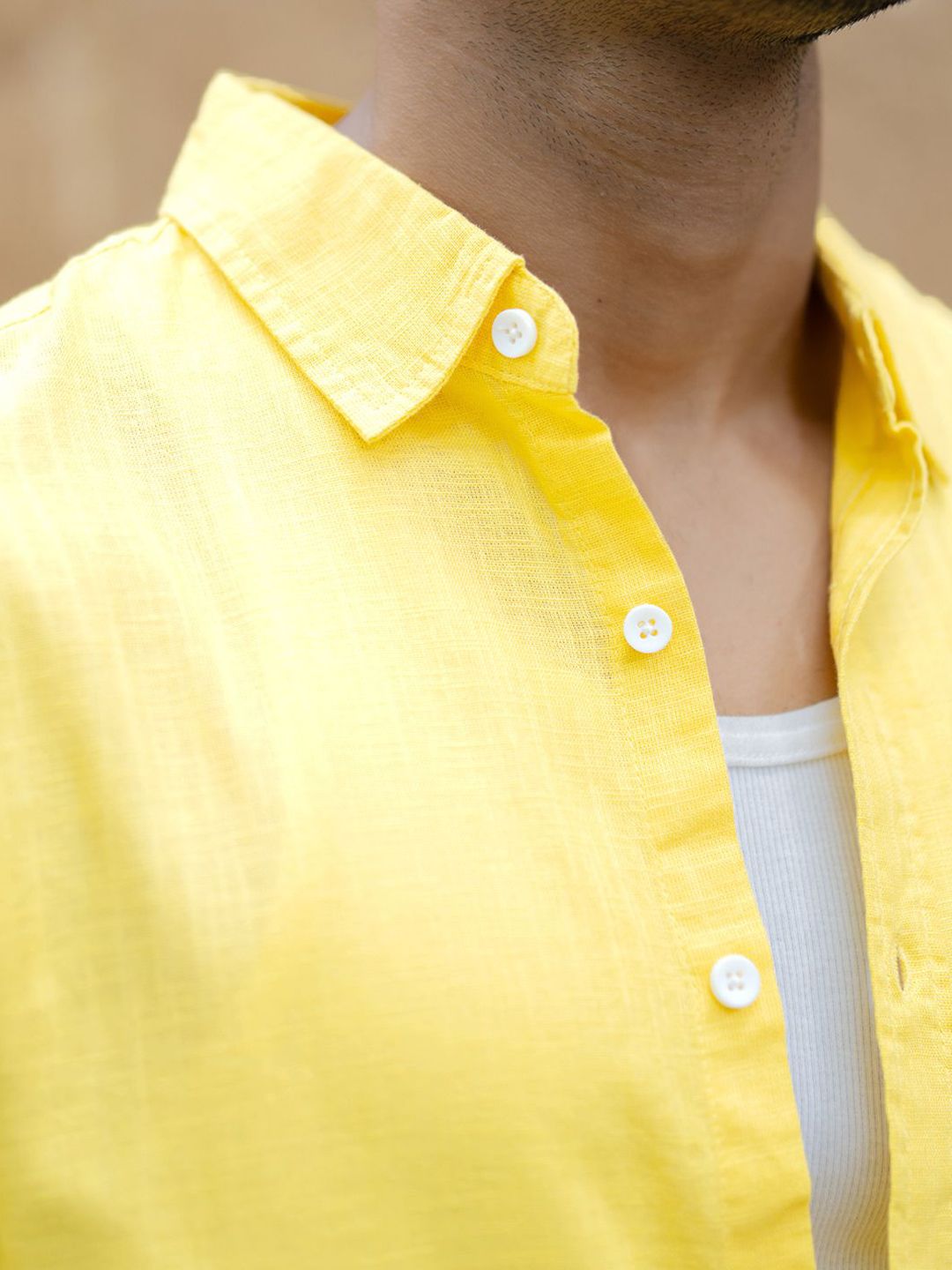 Powerlook Men Solid Spread Collar Casual Shirt