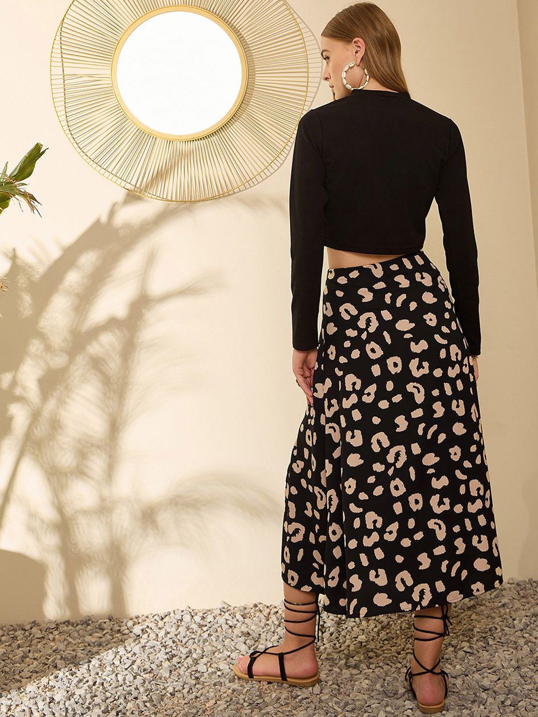 Berrylush High Neck Top & Printed Skirt