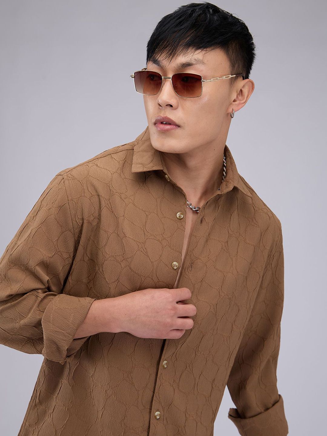 VASTRADO Men Classic Cutaway Collar Textured Slim Fit Casual Shirt