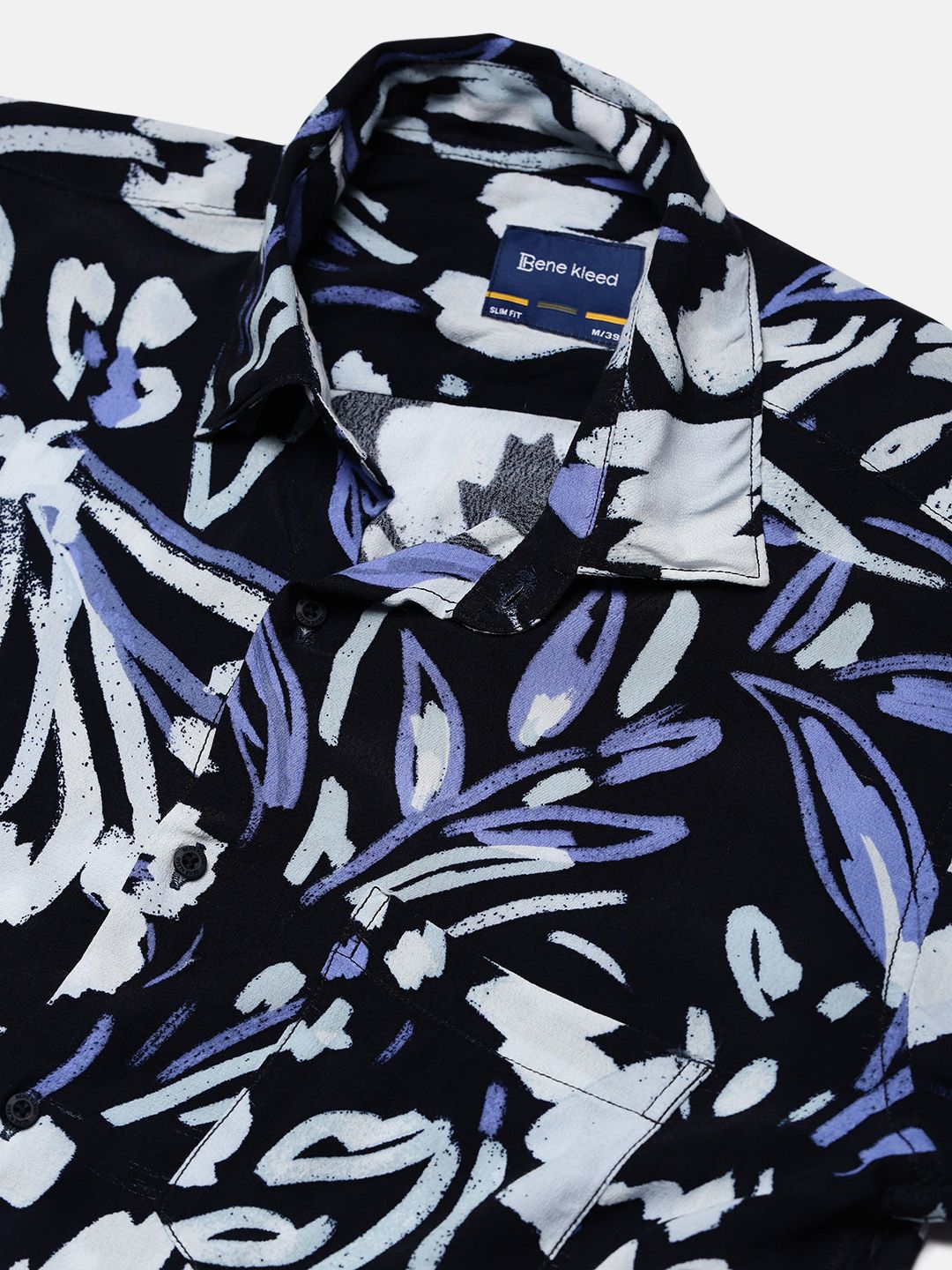Bene Kleed Men Slim Fit Printed Casual Shirt