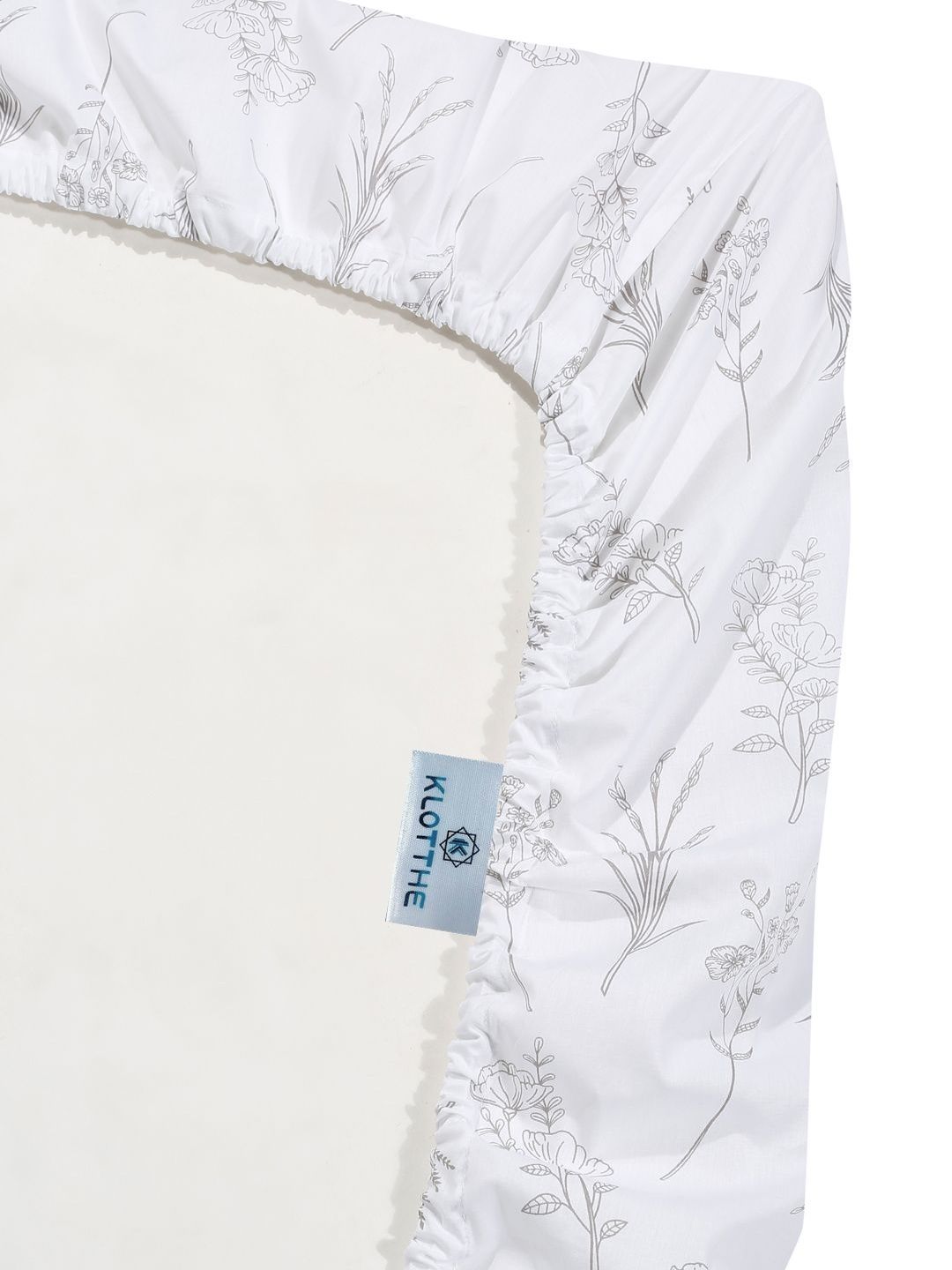 KLOTTHE White Floral Printed Dilengkapi 400 TC Cotton Super King dengan 2 Sarung Bantal