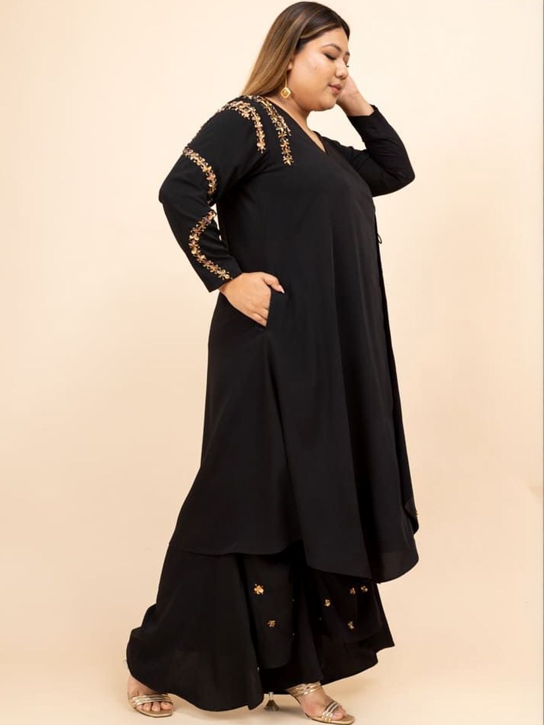 Mamicha Embellished V-Neck Top & Palazzos Co-Ords