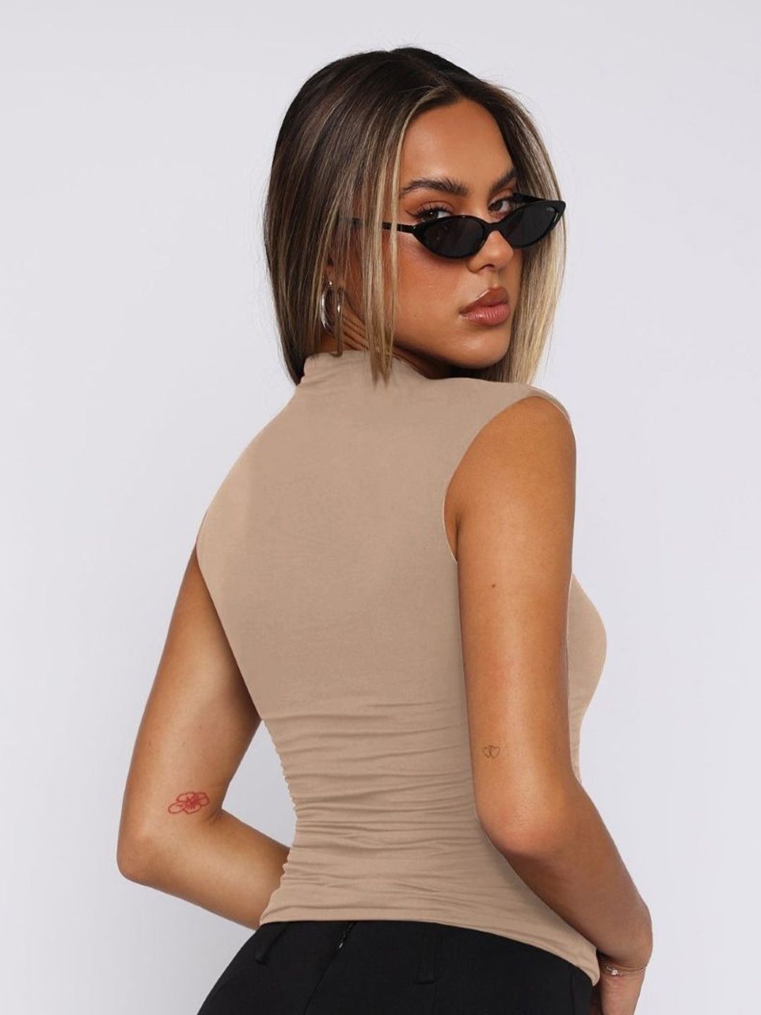 DressBerry Women Solid Regular Top