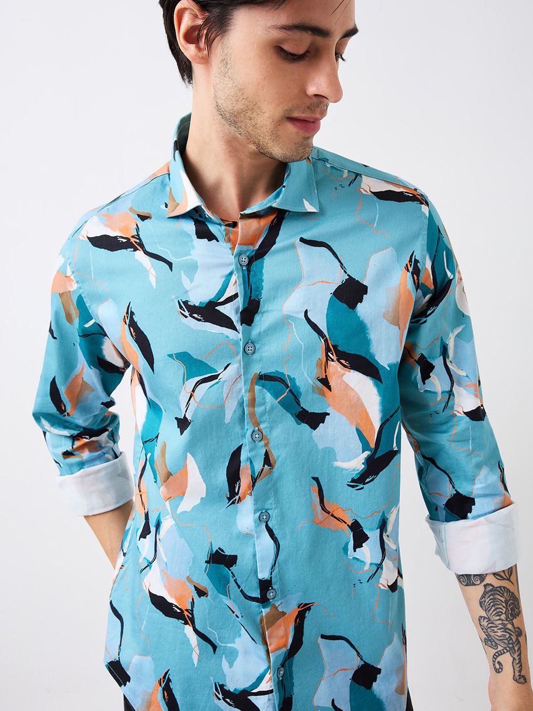 SPYKAR Men Slim Fit Conversational Printed Spread Collar Cotton Casual Shirt