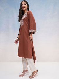 Vishudh Geometric Embroidered A Line Kurta
