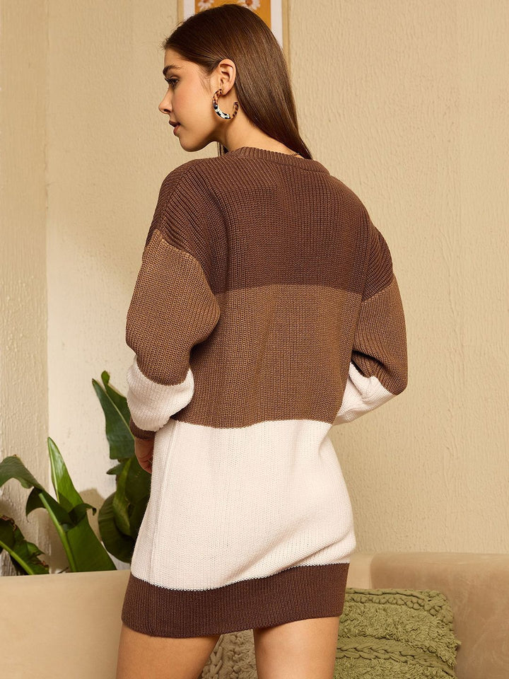 Berrylush Women Colourblocked Longline Pullover Sweater