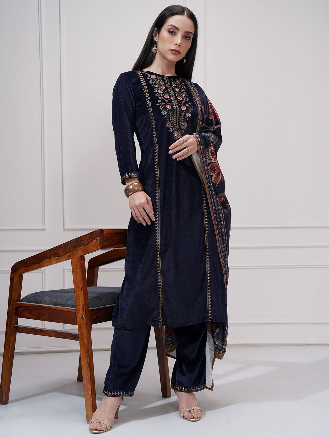 Vishudh Floral Yoke Design Round Neck Thread Work Straight Kurta With Trousers & Dupatta