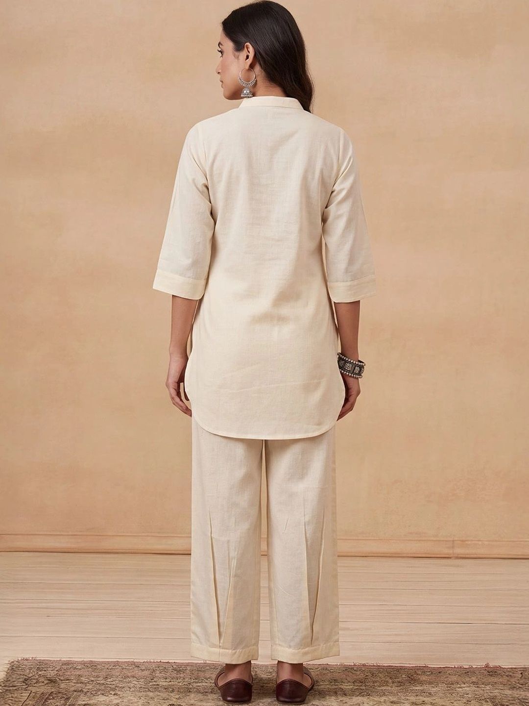 Rumah Chikankari Kurta Chikankari Biasa Wanita dengan Seluar