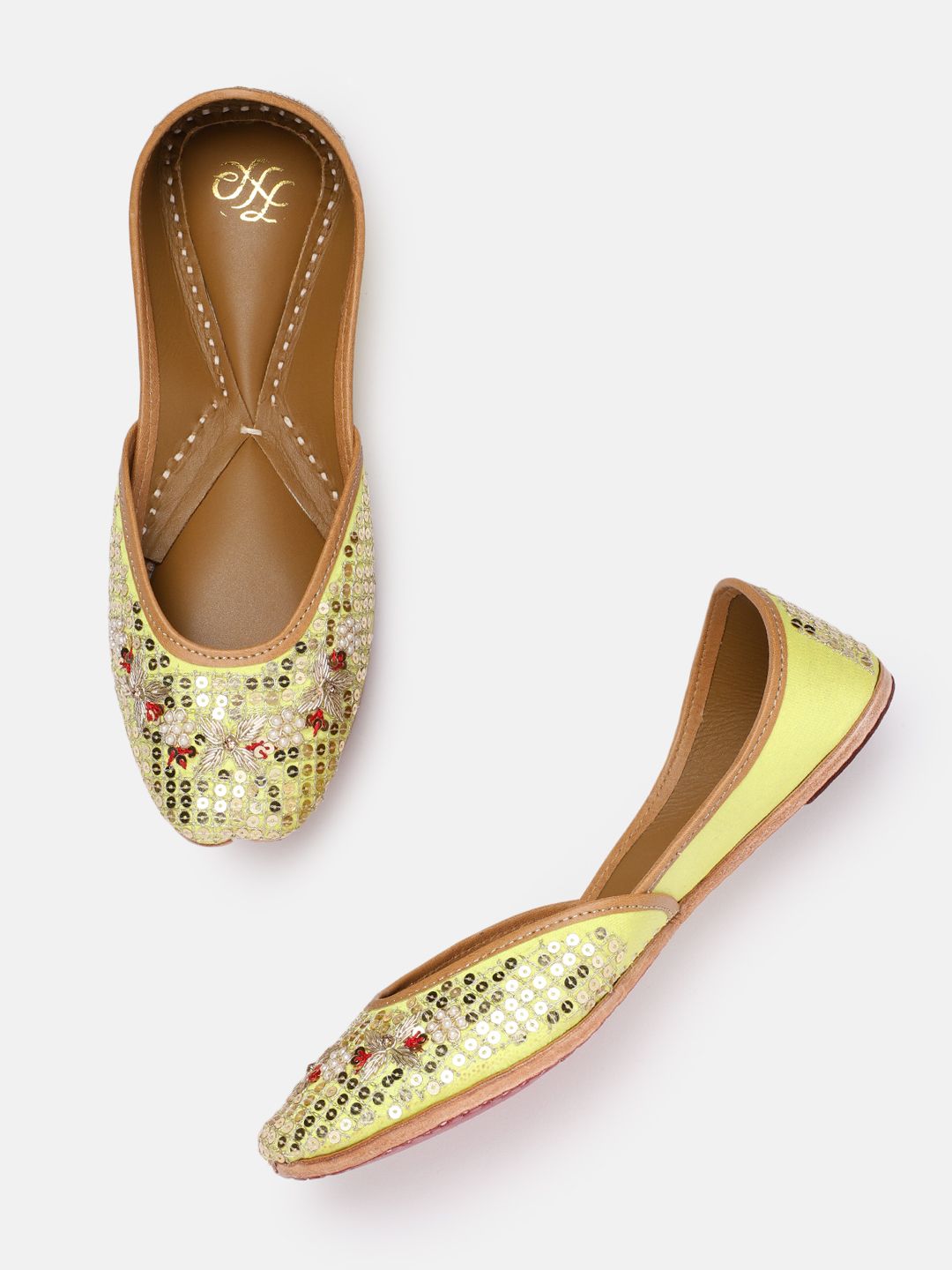 House of Pataudi Women Embellished Ethnic Mojaris