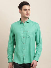 Turtle Men Relaxed Slim Fit Opaque Casual Shirt