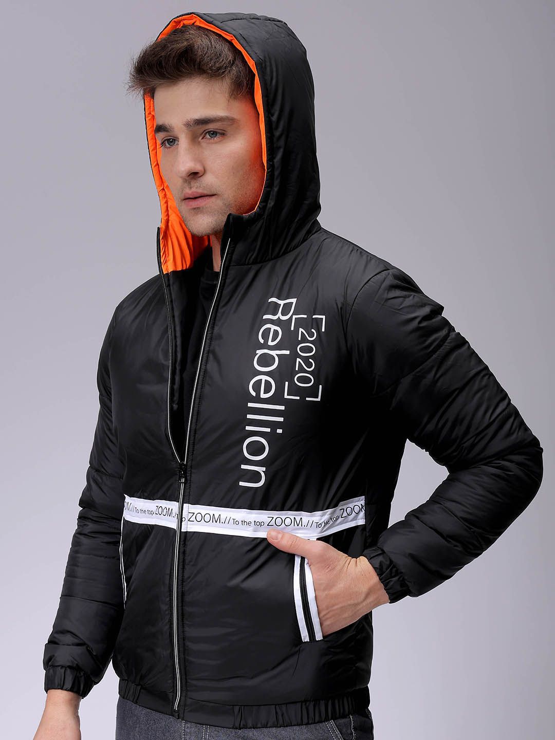 The Indian Garage Co Men Colourblocked Lightweight Puffer Jacket with Patchwork