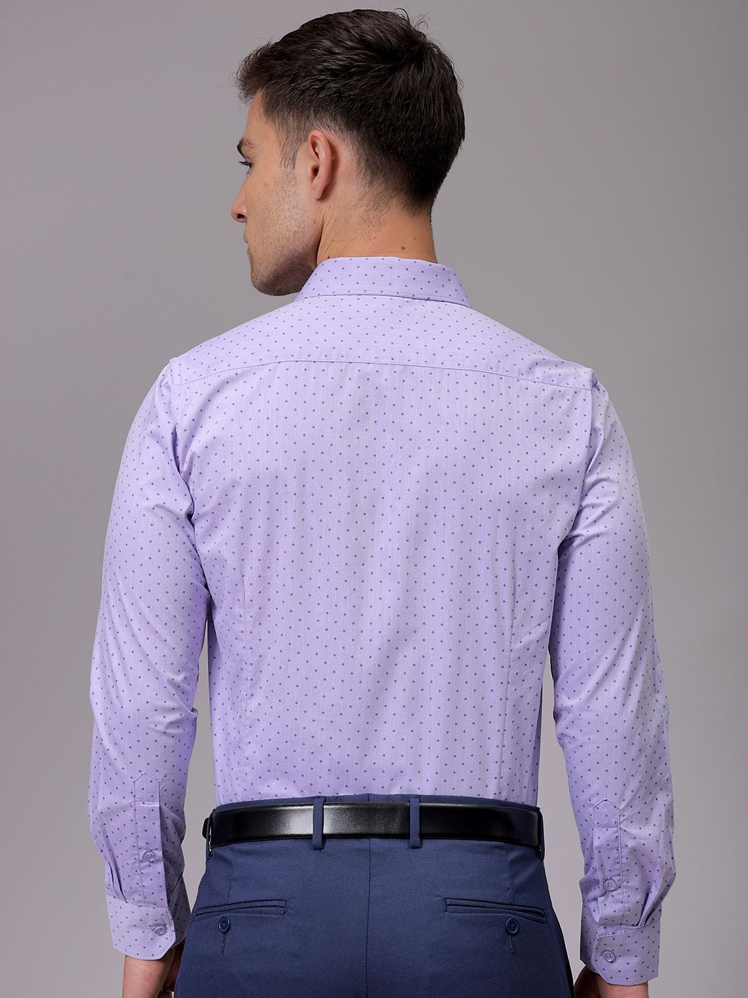 The Indian Garage Co. X Luxe Men Slim Fit Opaque Printed Formal Shirt