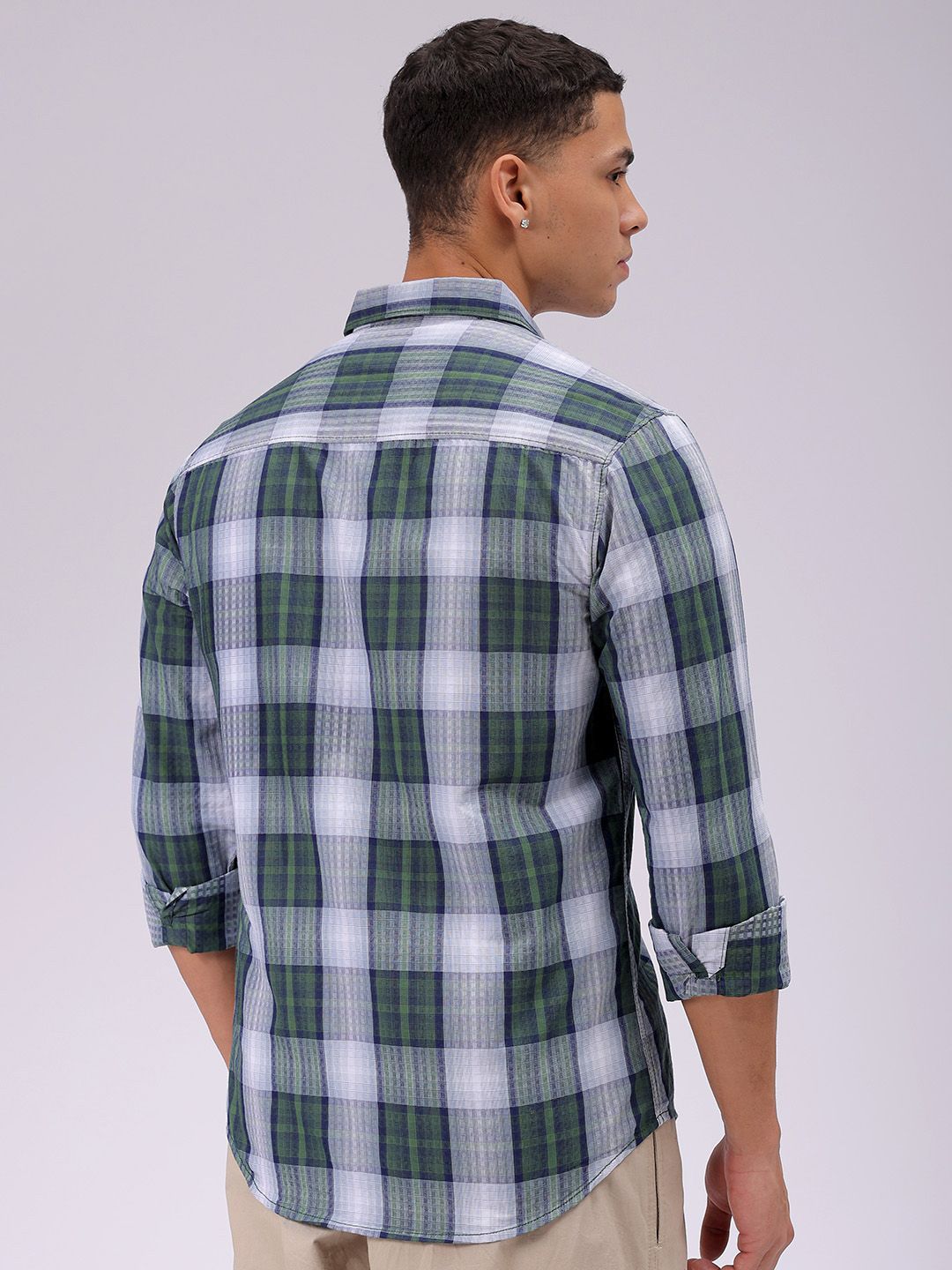 The Indian Garage Co Men Cutaway Collar Checked Cotton Slim Fit Casual Shirt