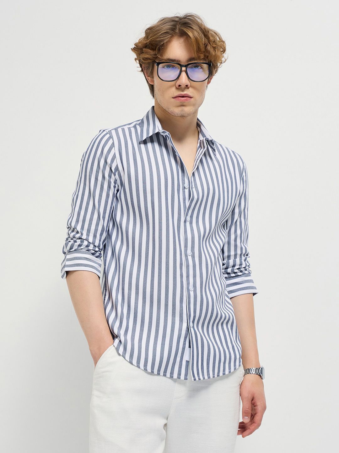 THE BEAR HOUSE Men Spread Collar Vertical Striped Cotton Casual Shirt
