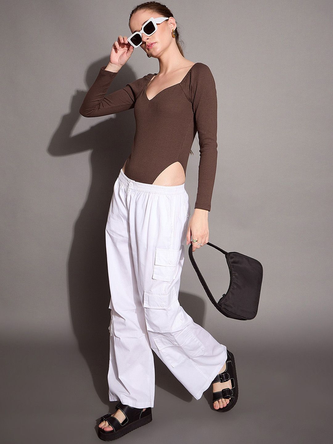 SASSAFRAS BASICS Ribbed Sweetheart Neck Bodysuit