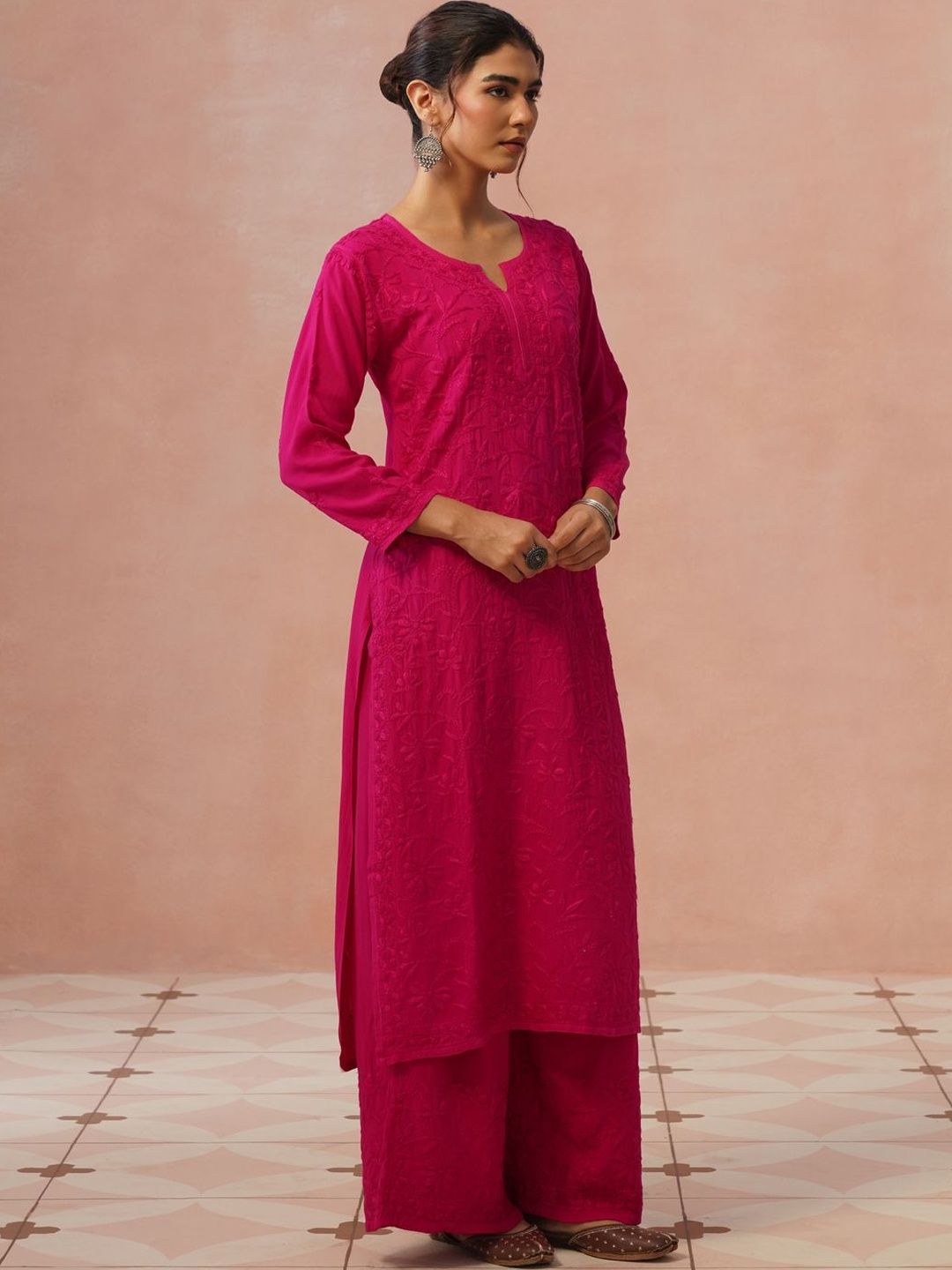 Rumah Chikankari Kurta Chikankari Biasa Wanita dengan Seluar